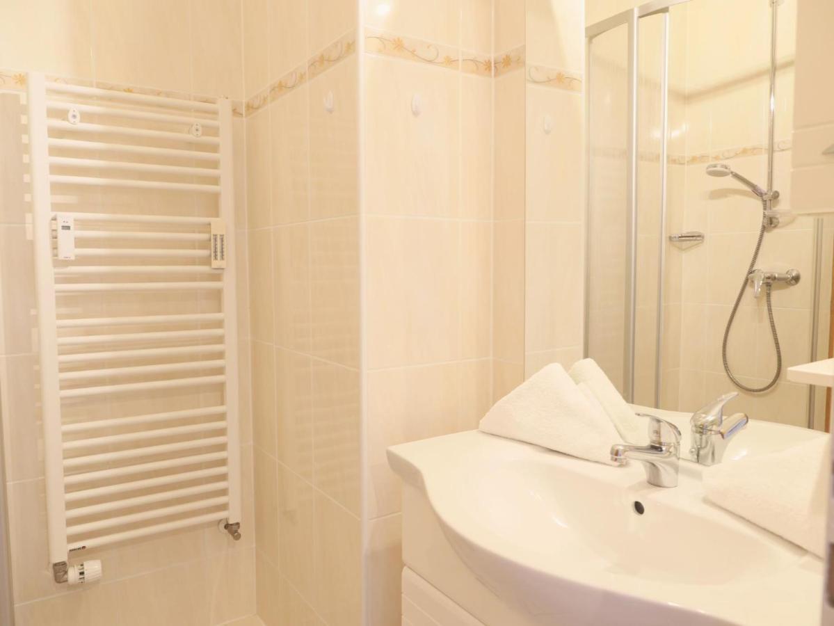 Einfaches 2-Zimmer-Appartement Mit Balkon. Βέστερλαντ Εξωτερικό φωτογραφία